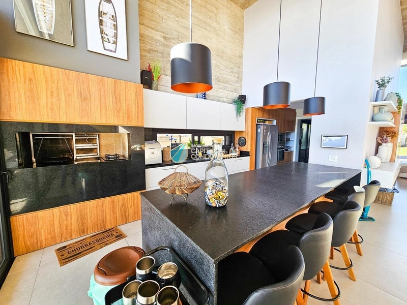 Casa térrea beira lago no Enseada: 10ª foto da galeria de imagens do imóvel
