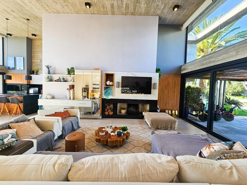 Casa térrea beira lago no Enseada: 6ª foto da galeria de imagens do imóvel