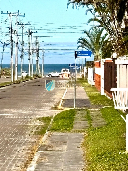 Sobrado em localização privilegiada próximo ao mar: 3ª foto da galeria de imagens do imóvel