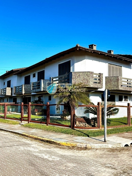 Sobrado em localização privilegiada próximo ao mar: 1ª foto da galeria de imagens do imóvel