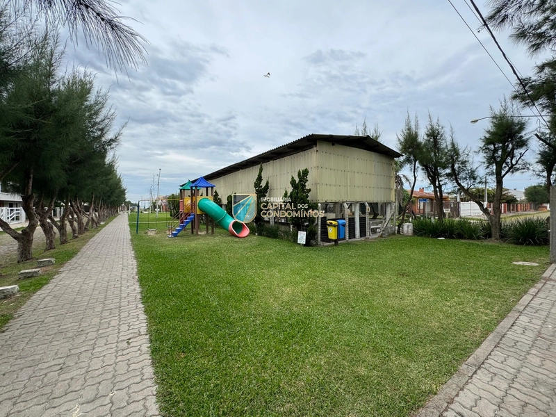 Sobrado junto ao mar: 61ª foto da galeria de imagens do imóvel