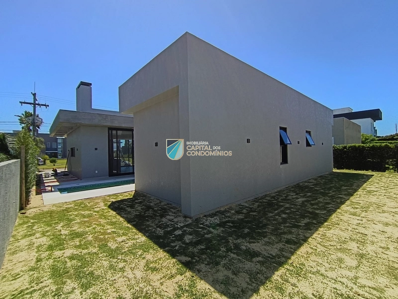 Casa nova com piscina no Quintas do Lago: 4ª foto da galeria de imagens do imóvel