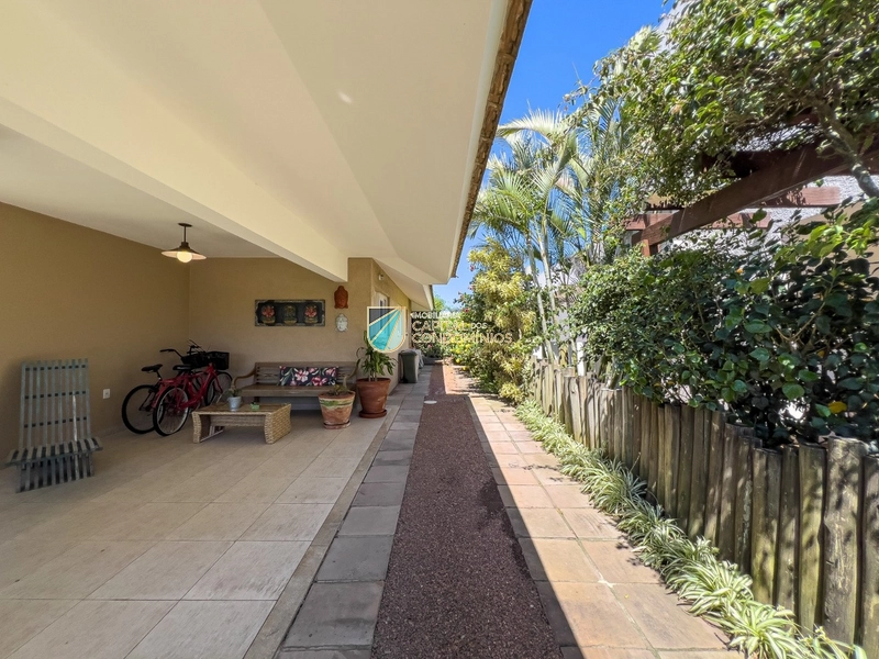 Casa térrea em frente ao clube: 28ª foto da galeria de imagens do imóvel