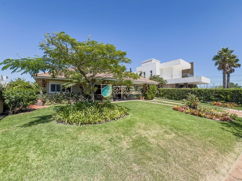 Casa térrea em frente ao clube: 53ª foto da galeria de imagens do imóvel