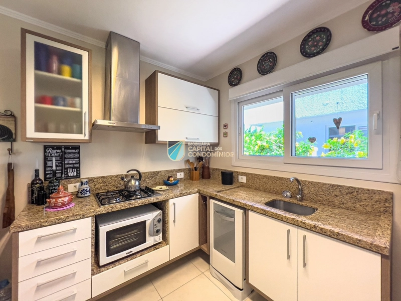 Casa térrea em frente ao clube: 17ª foto da galeria de imagens do imóvel