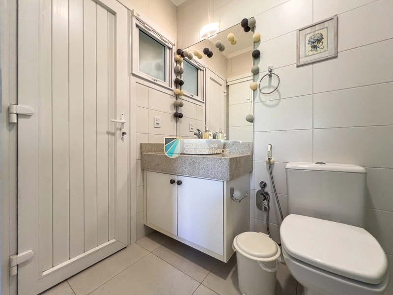 Casa térrea em frente ao clube: 40ª foto da galeria de imagens do imóvel