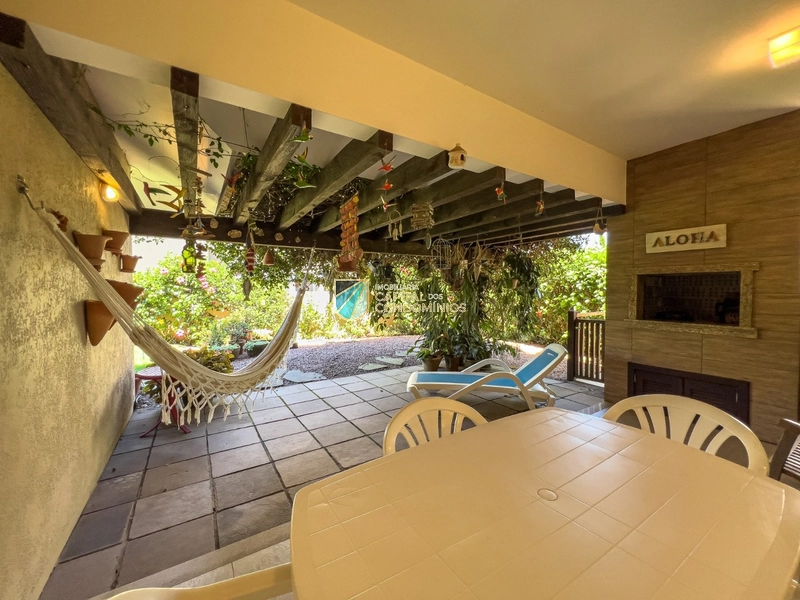 Casa térrea em frente ao clube: 51ª foto da galeria de imagens do imóvel