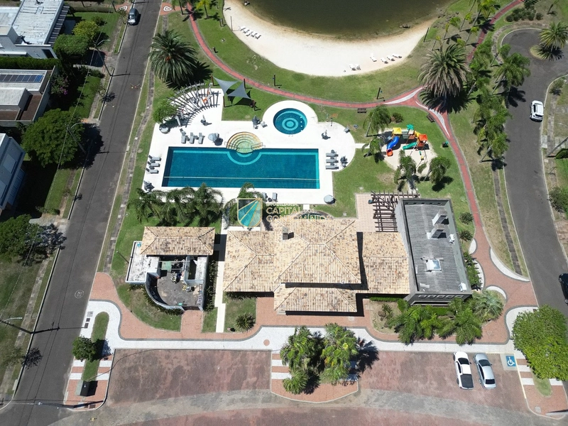 Casa térrea em frente ao clube: 25ª foto da galeria de imagens do imóvel