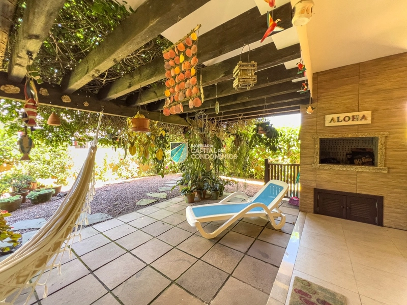 Casa térrea em frente ao clube: 32ª foto da galeria de imagens do imóvel