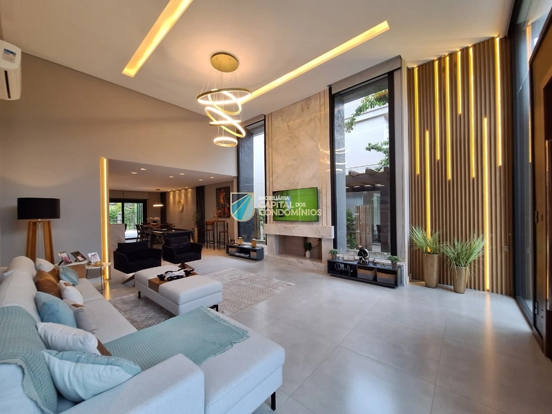 Casa térrea no Porto Coronado