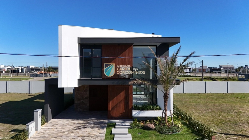 Sobrado novo no Amare