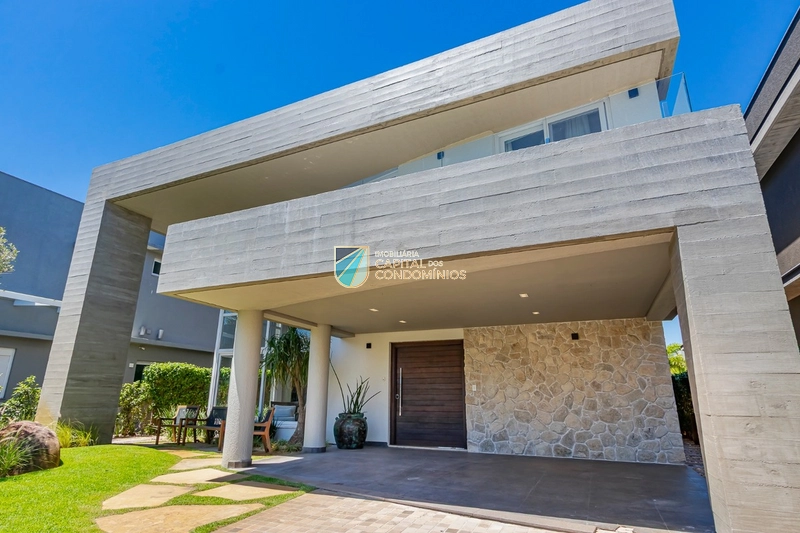 Sobrado beira lago no Enseada: 3ª foto da galeria de imagens do imóvel