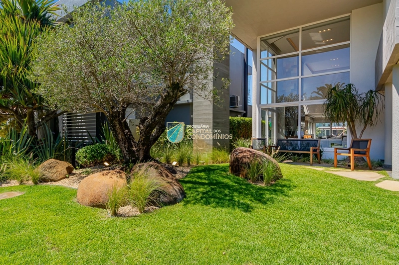 Sobrado beira lago no Enseada: 5ª foto da galeria de imagens do imóvel