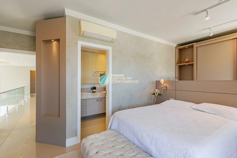 Sobrado beira lago no Enseada: 26ª foto da galeria de imagens do imóvel