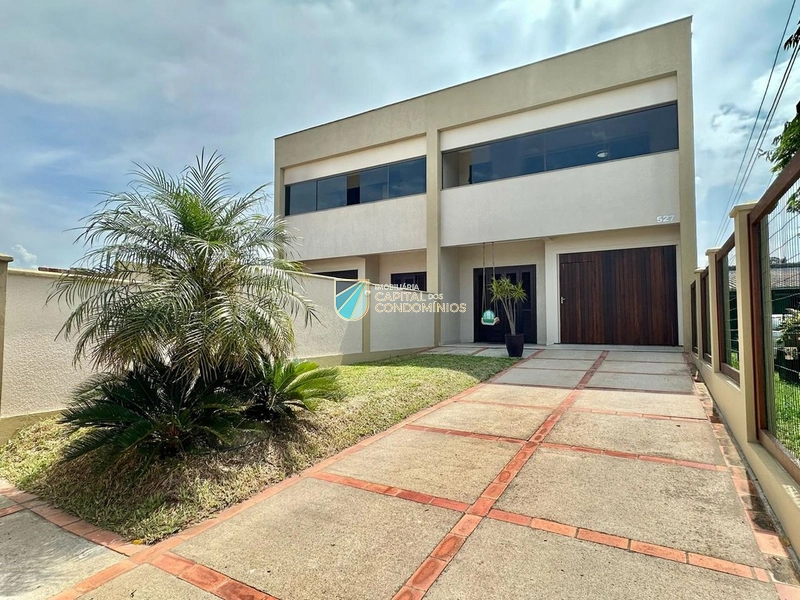 Duplex no Centro de Xangrilá: 1ª foto da galeria de imagens do imóvel