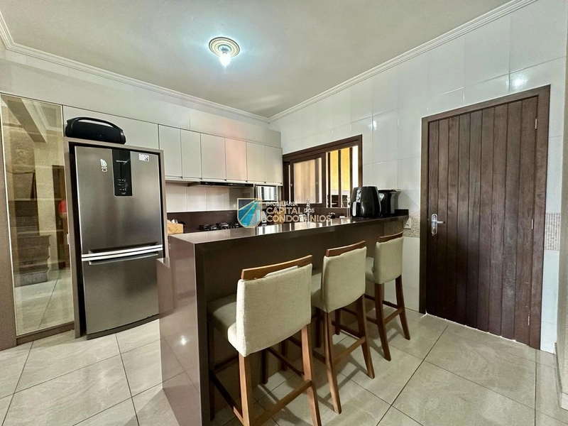 Duplex no Centro de Xangrilá: 8ª foto da galeria de imagens do imóvel