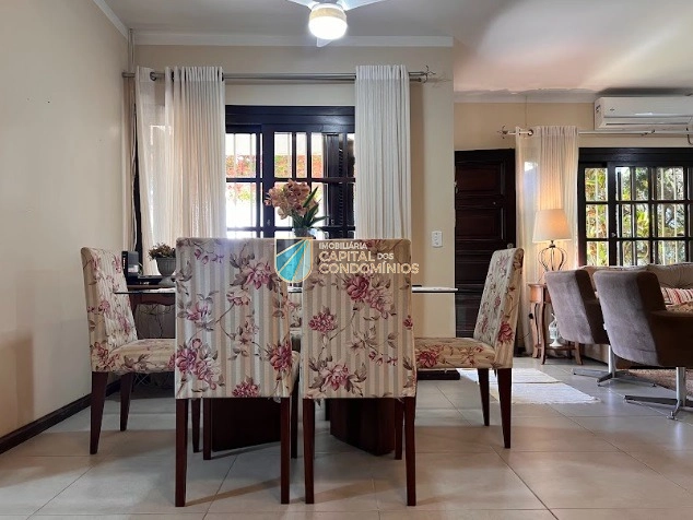 Casa térrea no centro: 5ª foto da galeria de imagens do imóvel