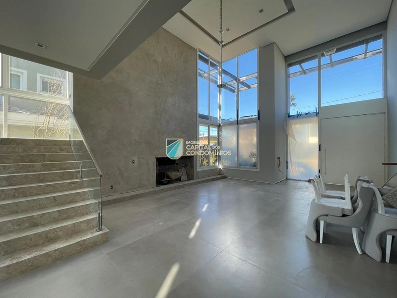 Sobrado beira lago no Bosques: 5ª foto da galeria de imagens do imóvel