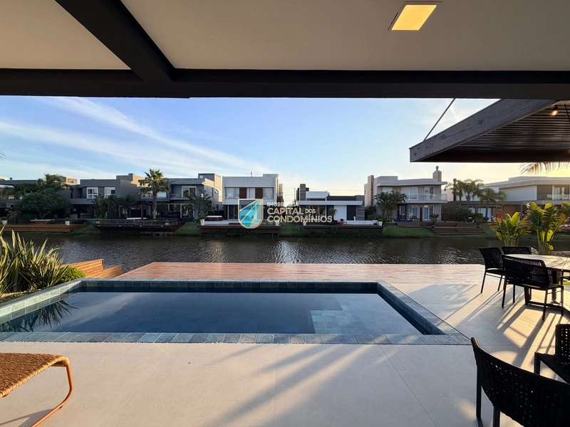 Sobrado beira lago no Condomínio Malibu em Xangri-lá: 28ª foto da galeria de imagens do imóvel