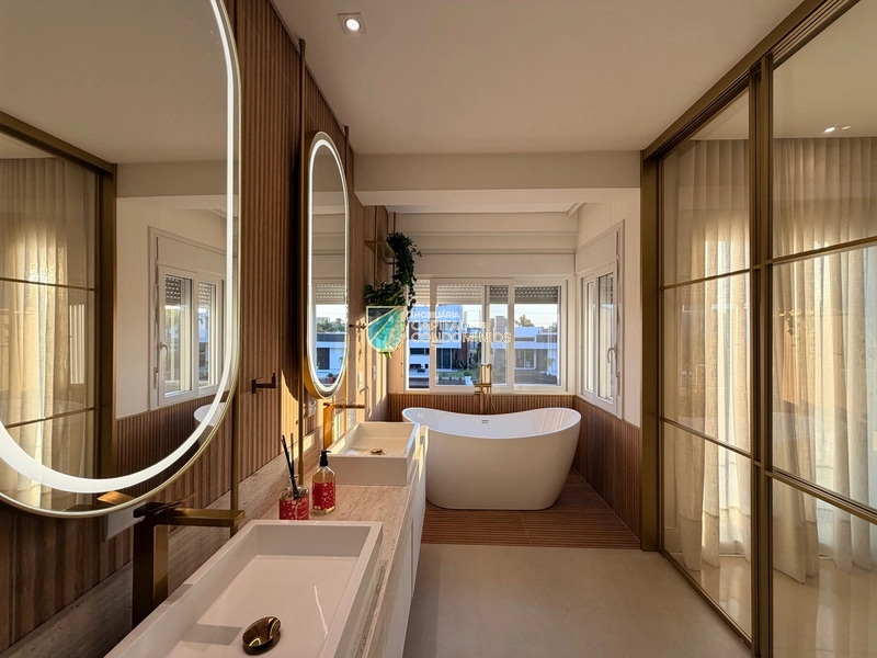 Sobrado beira lago no Condomínio Malibu em Xangri-lá: 20ª foto da galeria de imagens do imóvel