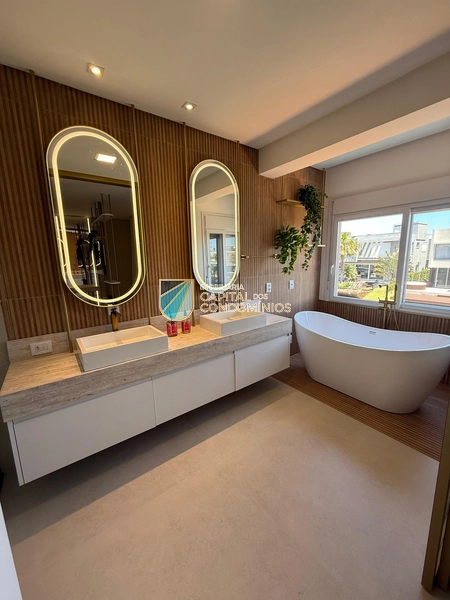 Sobrado beira lago no Condomínio Malibu em Xangri-lá: 33ª foto da galeria de imagens do imóvel