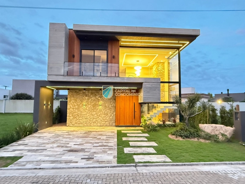 Sobrado novo no Amare