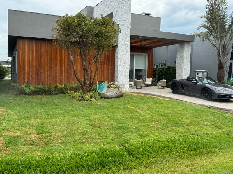 Casa térrea beira lago no Enseada: 5ª foto da galeria de imagens do imóvel