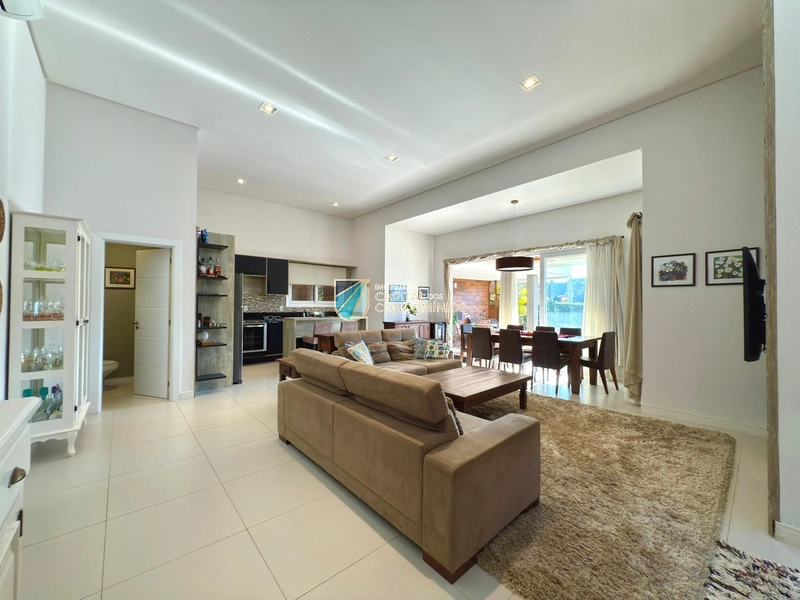 Casa de esquina no Las Palmas: 8ª foto da galeria de imagens do imóvel