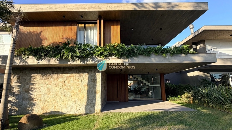 Sobrado mobiliado e decorado no Condomínio La Plage em Xangri-lá: 2ª foto da galeria de imagens do imóvel