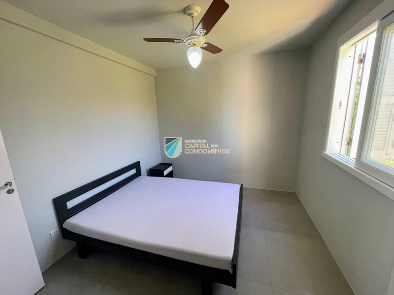 Casa com piscina: 19ª foto da galeria de imagens do imóvel