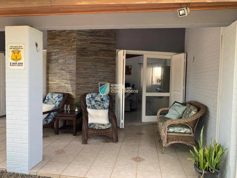 Casa no centro de Xangri-lá próximo ao mar: 3ª foto da galeria de imagens do imóvel