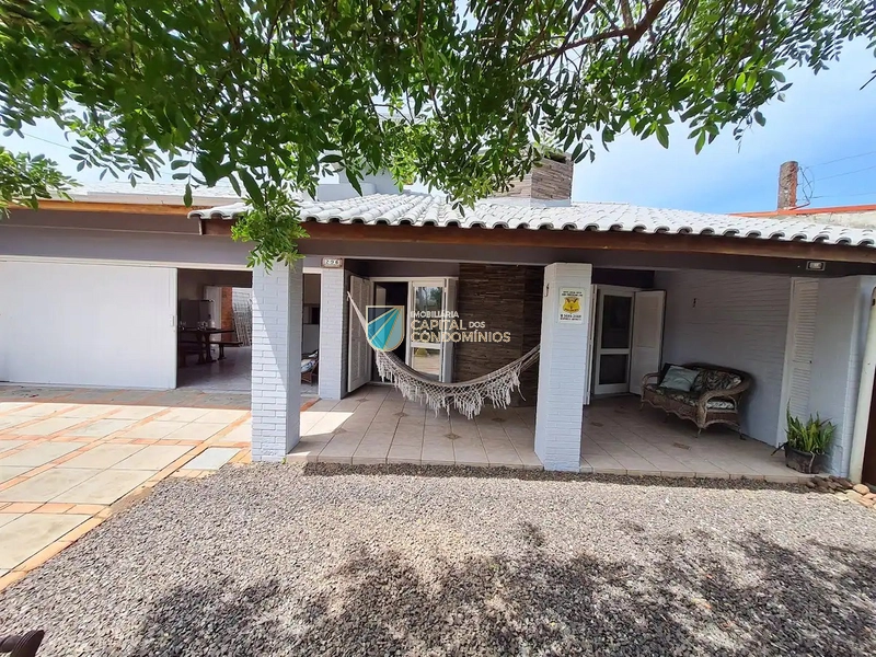 Casa no centro de Xangri-lá próximo ao mar: 4ª foto da galeria de imagens do imóvel