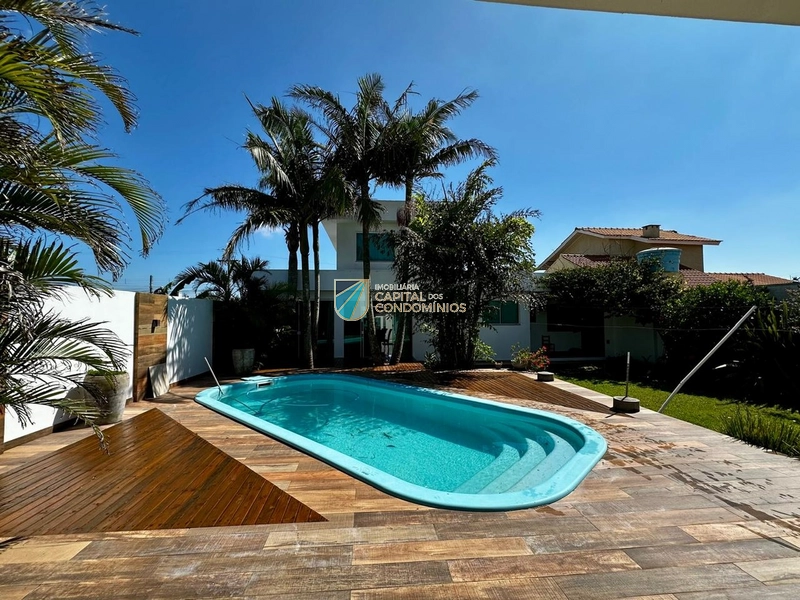 Sobrado junto ao mar no centro: 17ª foto da galeria de imagens do imóvel