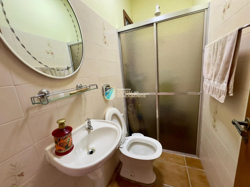 Casa no centro: 15ª foto da galeria de imagens do imóvel