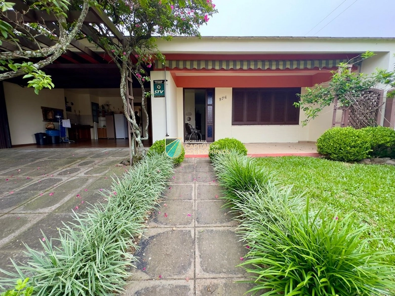 Casa no centro: 3ª foto da galeria de imagens do imóvel