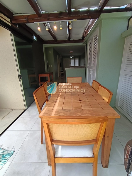 Casa Hermosa de esquina: 19ª foto da galeria de imagens do imóvel