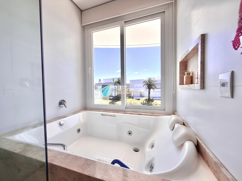 Sobrado no Enseada Lagos de Xangri-lá: 37ª foto da galeria de imagens do imóvel