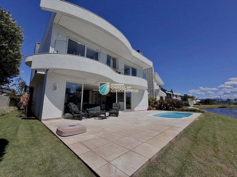 Sobrado no Enseada Lagos de Xangri-lá: 3ª foto da galeria de imagens do imóvel