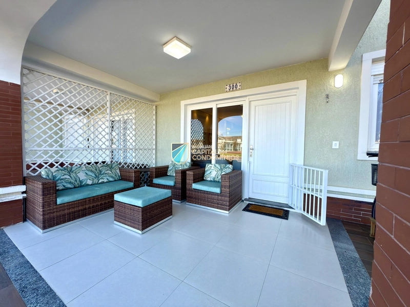 Sobrado frente a infra: 3ª foto da galeria de imagens do imóvel