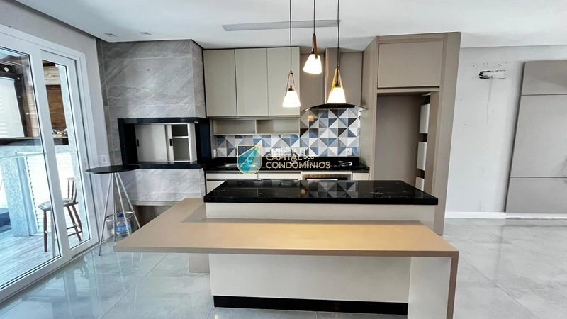 Sobrado próximo ao mar: 4ª foto da galeria de imagens do imóvel