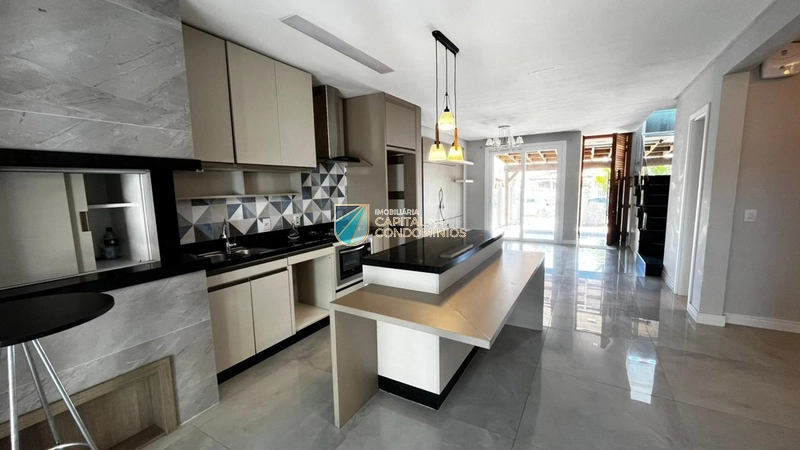 Sobrado próximo ao mar: 5ª foto da galeria de imagens do imóvel