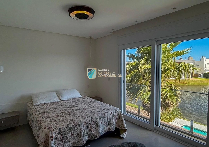 Sobrado beira lago no Riviera: 8ª foto da galeria de imagens do imóvel