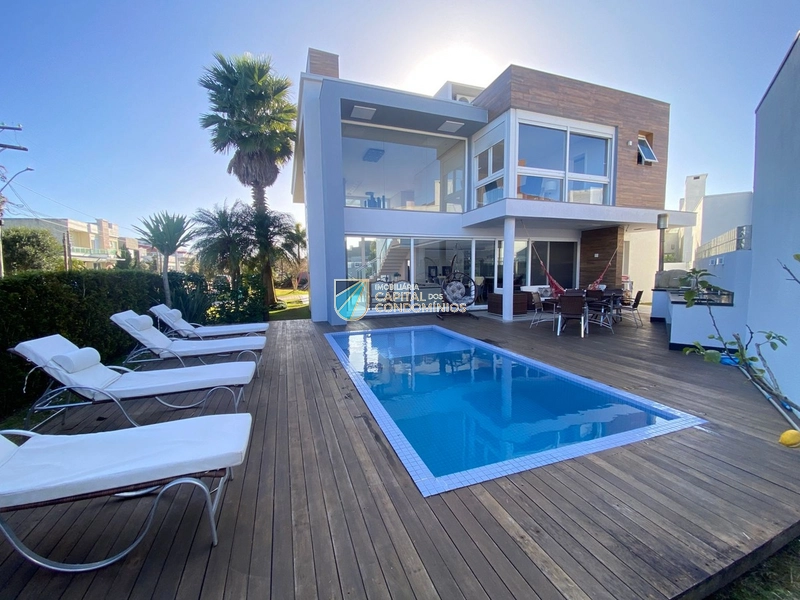 Sobrado de esquina no Las Palmas: 11ª foto da galeria de imagens do imóvel