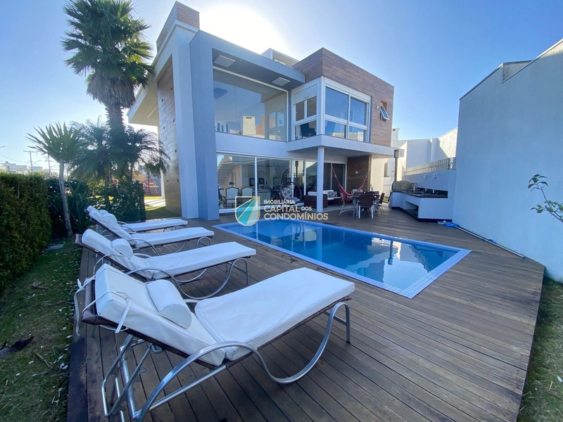 Sobrado de esquina no Las Palmas: 8ª foto da galeria de imagens do imóvel