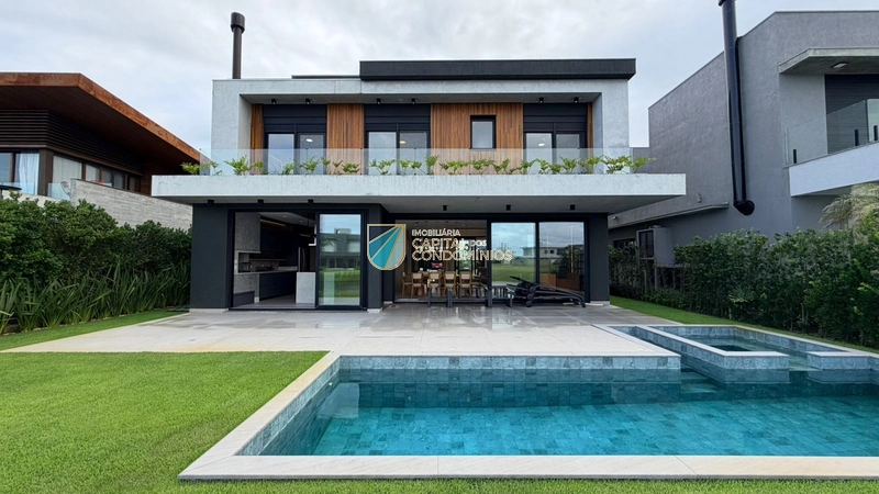 Sobrado beira lago no condomínio Costa Serena em Capão Novo: 47ª foto da galeria de imagens do imóvel