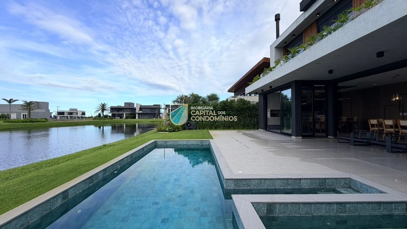 Sobrado beira lago no condomínio Costa Serena em Capão Novo: 48ª foto da galeria de imagens do imóvel