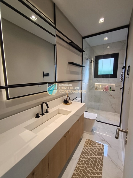 Sobrado beira lago no condomínio Costa Serena em Capão Novo: 41ª foto da galeria de imagens do imóvel