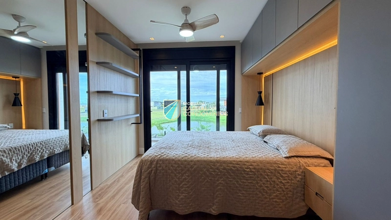 Sobrado beira lago no condomínio Costa Serena em Capão Novo: 40ª foto da galeria de imagens do imóvel