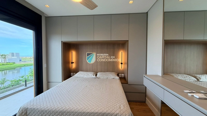 Sobrado beira lago no condomínio Costa Serena em Capão Novo: 35ª foto da galeria de imagens do imóvel