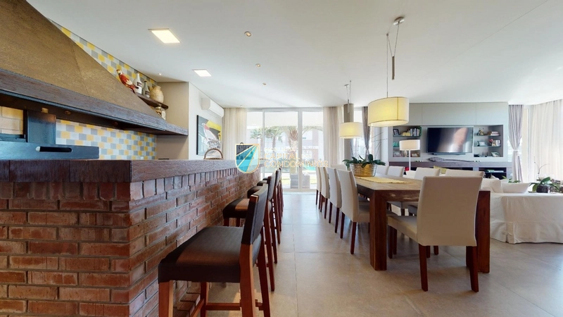 Sobrado de esquina em condomínio beira mar: 7ª foto da galeria de imagens do imóvel